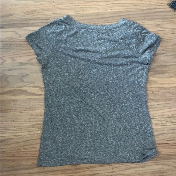 Women’s short sleeve v-neck t-shirt. Mossimo grey - Picture 6 of 6